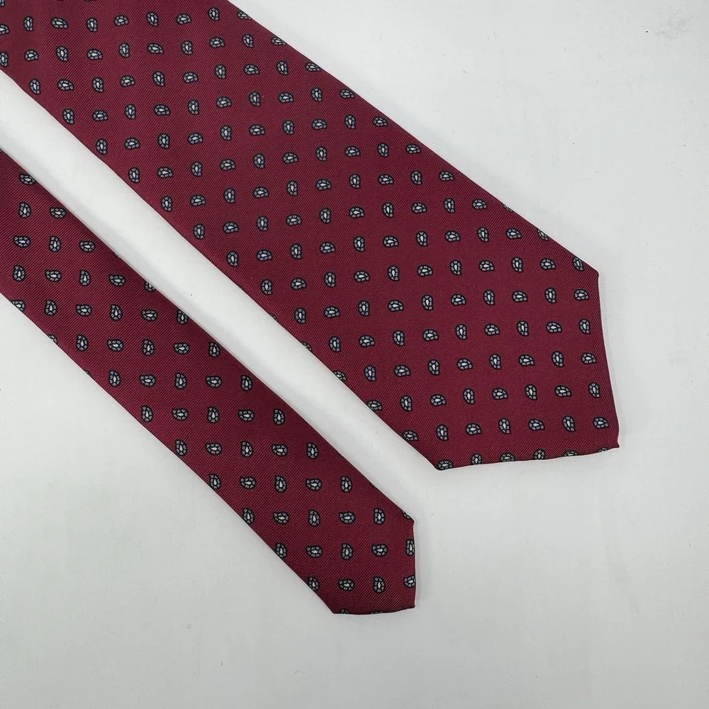 Vintage MARSHALL FIELD's Geometric Printed Dark Red‎ USA made 100% Silk Tie